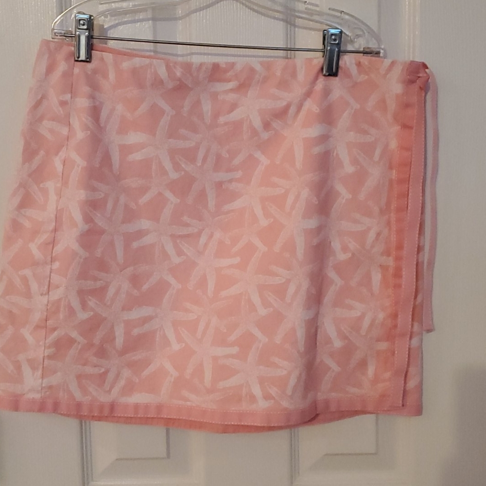 Vineyard vines starfish wrap skirt, size 10